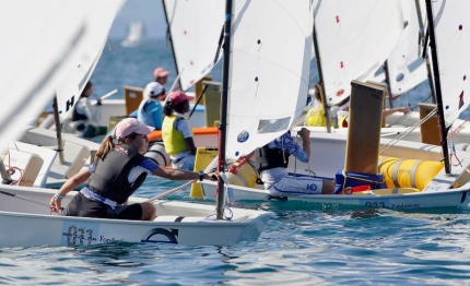 trieste finalmente gli optimist in acqua alla barcolina