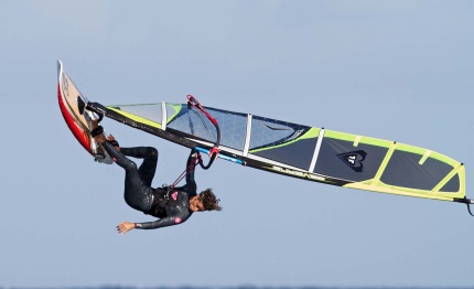 mondiale windsurf nei wave vince daida moreno