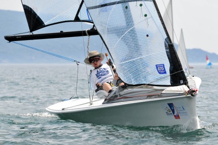 giornata paralimpica sul garda allenamenti dello skud azzuro