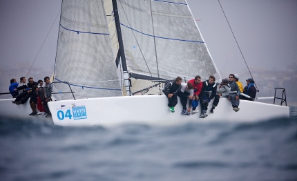 melges 32 in acqua barcellona