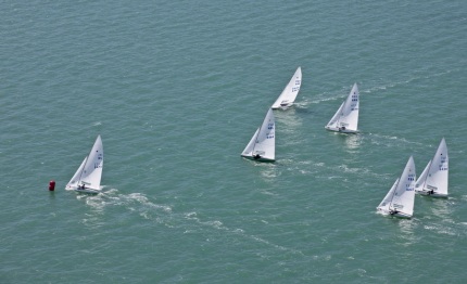 bacardi cup tight point spread after full day of racing