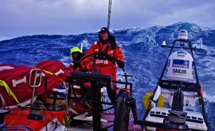 vor camper fa rotta sul cile per riparare