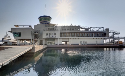 lo yacht club marina di loano apre le porte dal