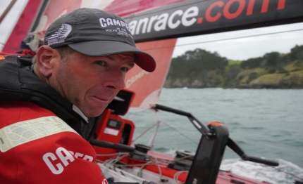 vor chile ever closer as shor crew preapres for swift turnaround