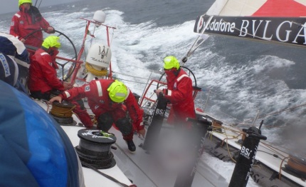 maserati lanciata verso isola di terranova