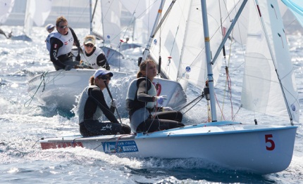 mondiale 470 conti micol fuori dalla medal race