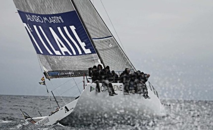 il tp52 classe pronto per la 151 miglia