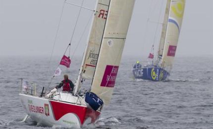 solitaire du figaro gijon vince yann elies