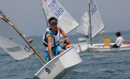 europei optimist lignano sabbiadoro italia parte bene