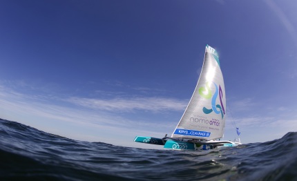 krys ocean race oman sail rompe un foil