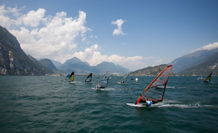 italiano rosati campione master ai mondiali di windsurf slalom