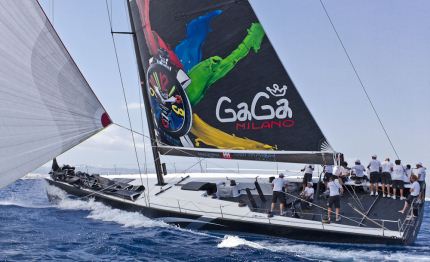 gaga milano sale bordo di stig il nuovo baltic 72