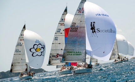 campionato mondiale 35 karma in testa alla flotta