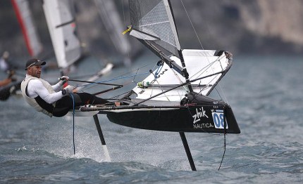 campione del garda per provare volare con il moth