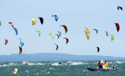 cagliari iniziato il kiteboard racing world championship