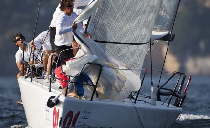 melges 32 audi lli giacomel allunga mentre robertissima cresce