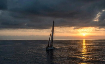 middle sea race andrea mura continua spingere