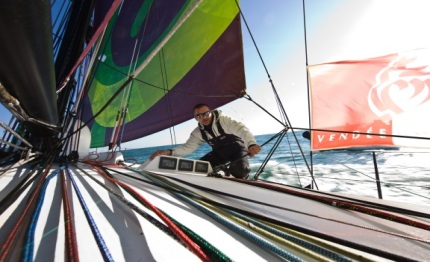 vend 233 globe gutek retires from the race