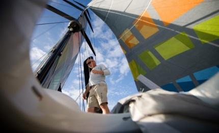 vendee globe golding crosses equator for 22nd time