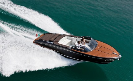 il gruppo ferretti al london boat show 2013