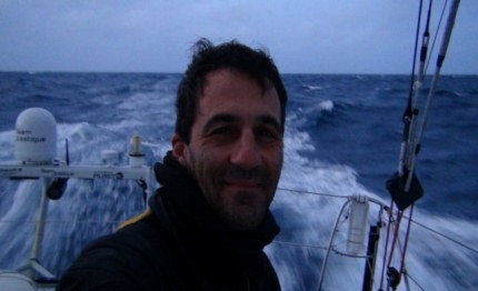 vendee globe di benedetto in testa albero