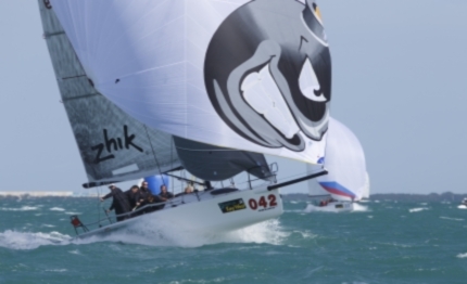 capitan uncino vela giochi super yacht