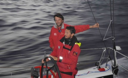 giovanni soldini maserati 100 miglia dall equatore