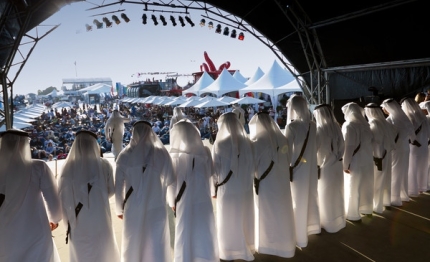 volvo ocean race un team una tappa per gli emirati