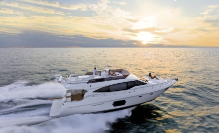 ferretti mosca due anteprime assolute per il mercato russo