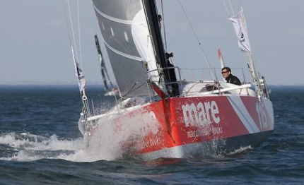 normandy channel race mare prende il comando