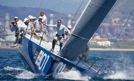 tp52 barcellona azzurra comincia vincendo