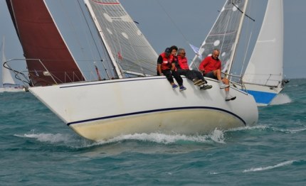 half ton italia ad anzio mare vela per il campionato asteria cup