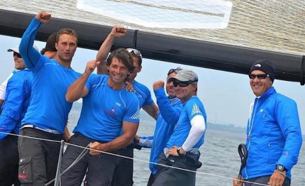 farr 40 enfant terrible sbanca anche newport