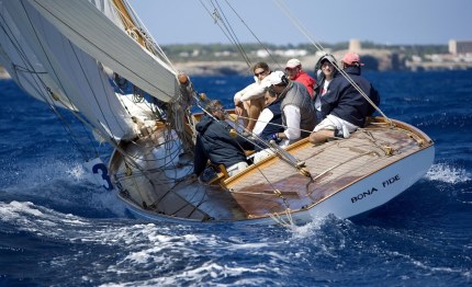un cancello porto cervo per la palermo montecarlo