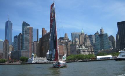 andrea mura festeggiato al manhattan yacht club