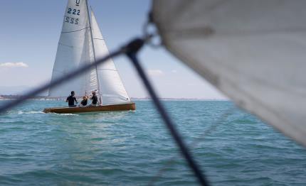 la vela old style rinasce in versilia
