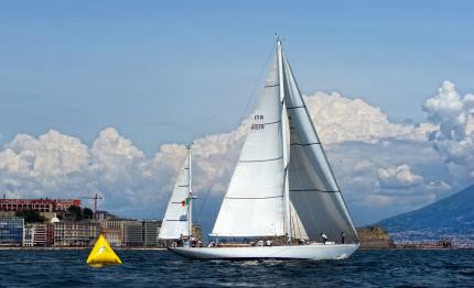 napoli regata lunga per le vecchie signore