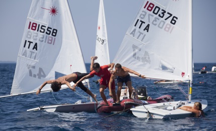 campionato laser crotone prima giornata senza vento