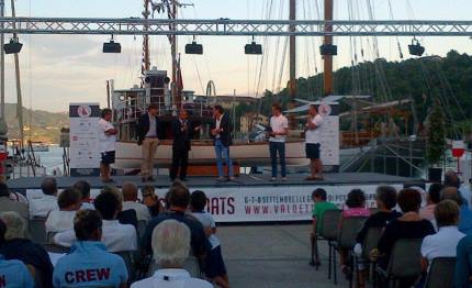 valdettaro classic boats dalle grazie una cartolina altri tempi