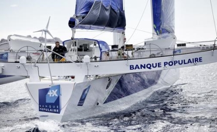 armel le cleac batte il record di traversata del mediterraneo