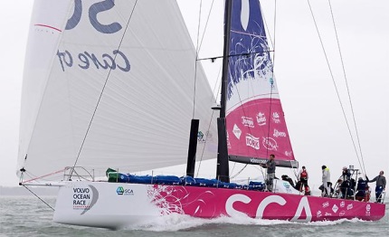 team sca testa il suo nuovo vo65