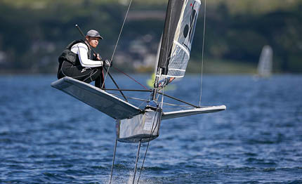 dagli ac72 ai moth la leggerezza di nathan outteridge