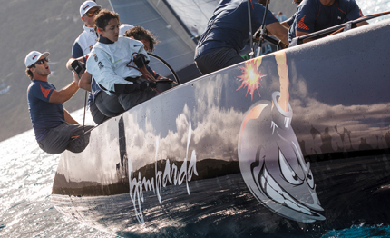 rc44 vola team aqua primo punto per bombarda