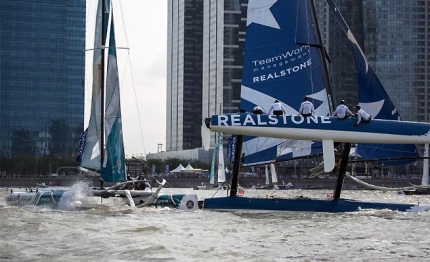 extreme 40 vola alinghi in tutti sensi