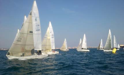 j24 alphard vince invernale di taranto