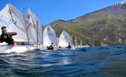 garda optimist il turco rasim yasar in testa