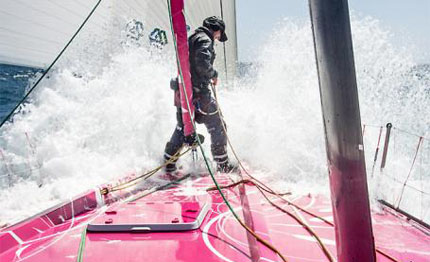 vor con sam davies al timone il team sca viaggia sicuro verso newport