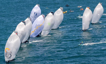 rc44 cascais vince peninsula petroleum con vasco vascotto