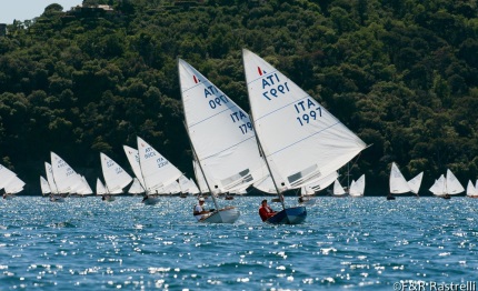 dinghy prende il via domani il trofeo siad bombola oro