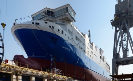 fincantieri varato castellammare gauthier il primo traghetto gas costruito in italia